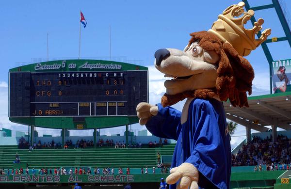 IND Vs. CFG Cuarto Juego - 01