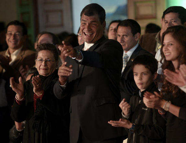 Rafael Correa celebra su victoria
