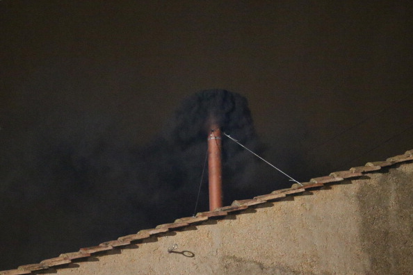 Fumata negra en el Vaticano
