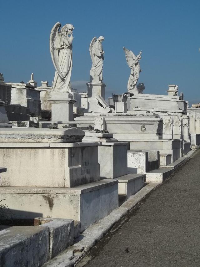 Cementerio de Sta Ifigenia 05