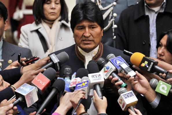 Evo Morales anuncia demanda ante La Haya
