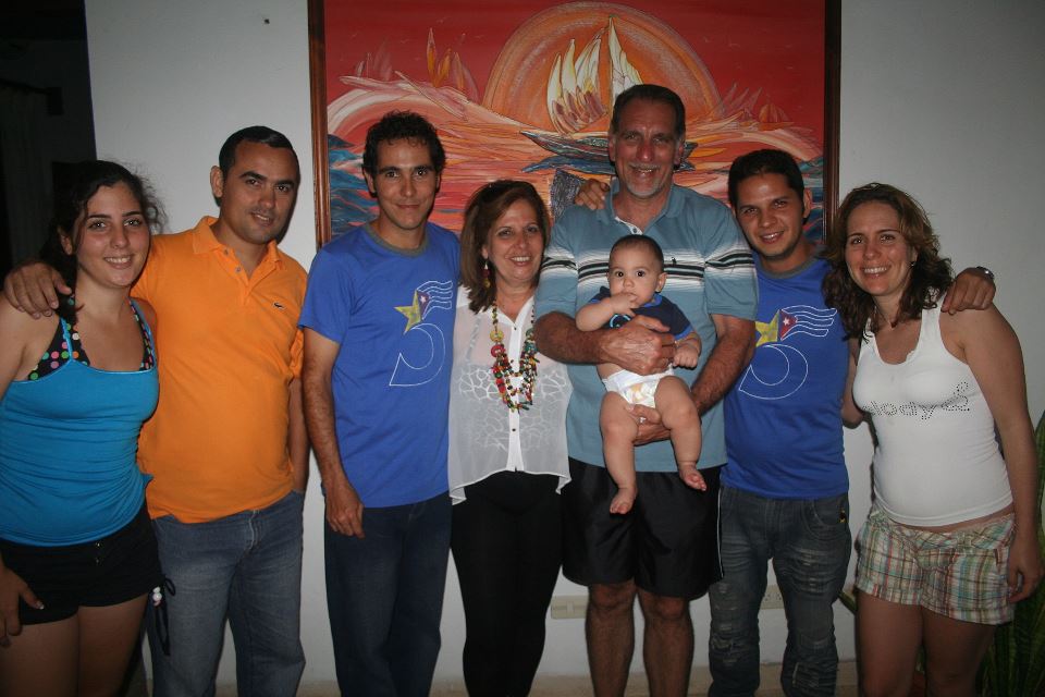 René con su Familia y Amigos