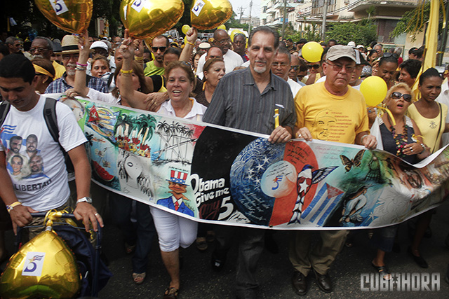 Rene González y familia