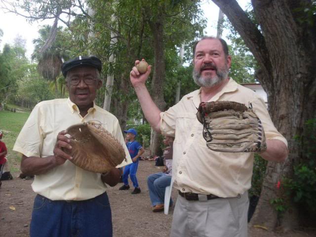 Oscar, hermano de René Villareal