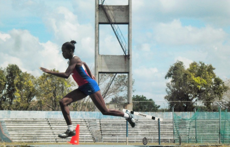 Povea y Skyers acceden al podio en Nancy