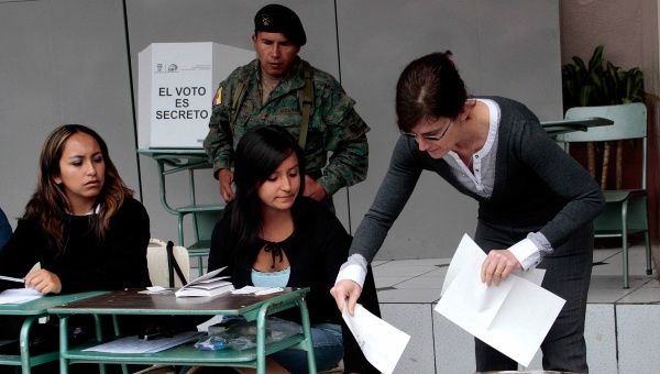 Simulacro electoral Ecuador