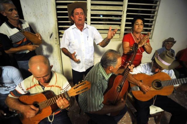 Guajiros cubano-músicos