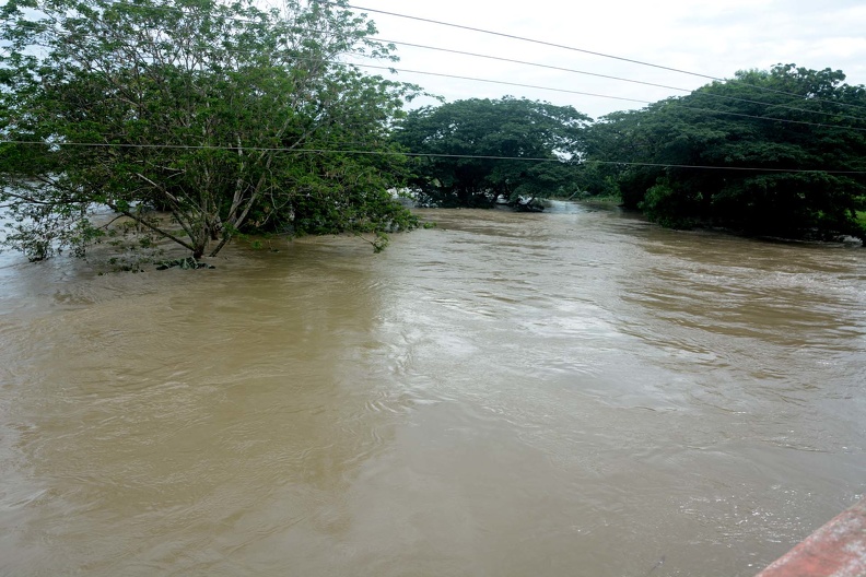 Inundaciones-rio Yara en Granma