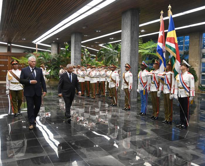 Presidentes de Cuba y de Seychelles