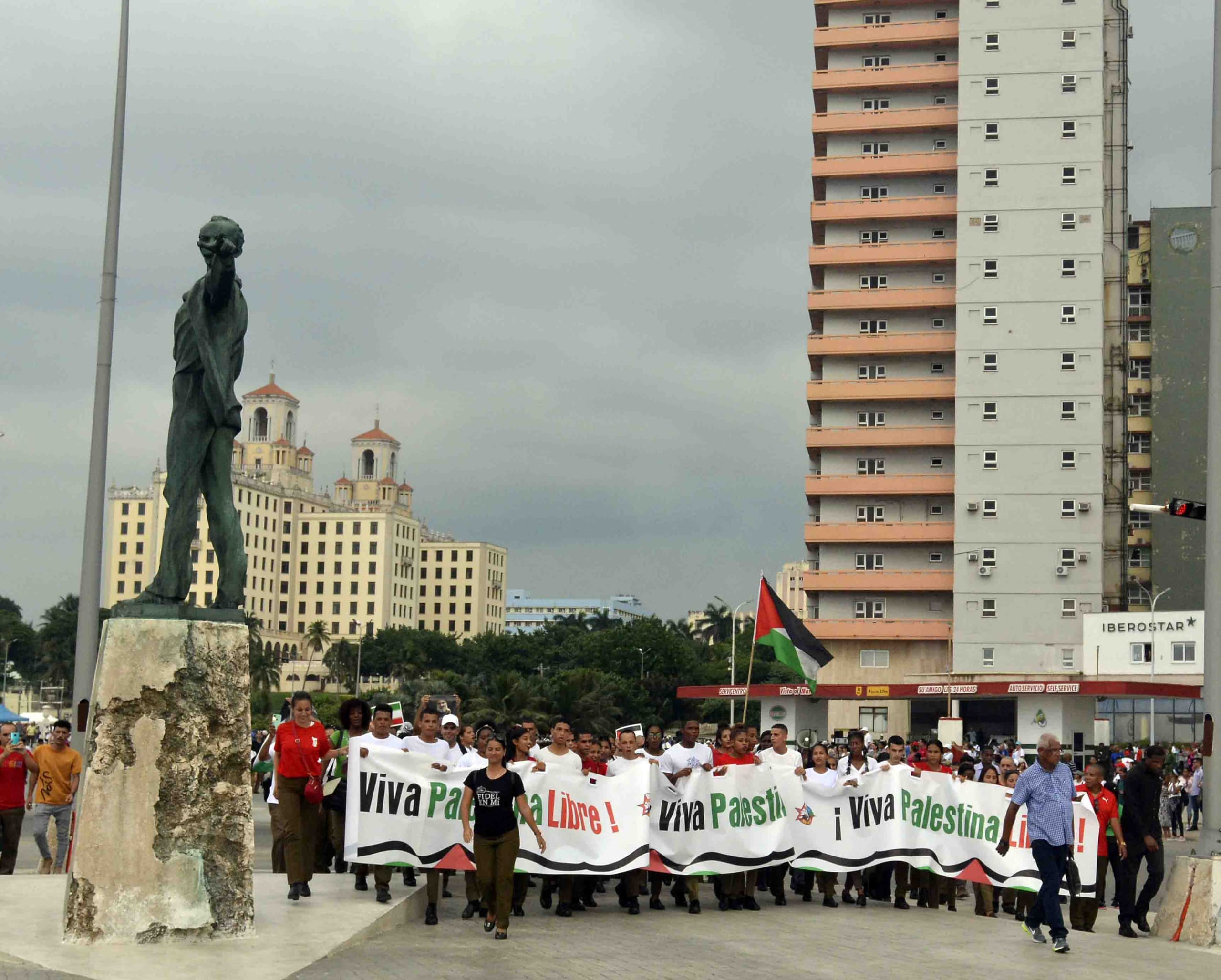 La Habana marcha en solidaridad con Palestina. 