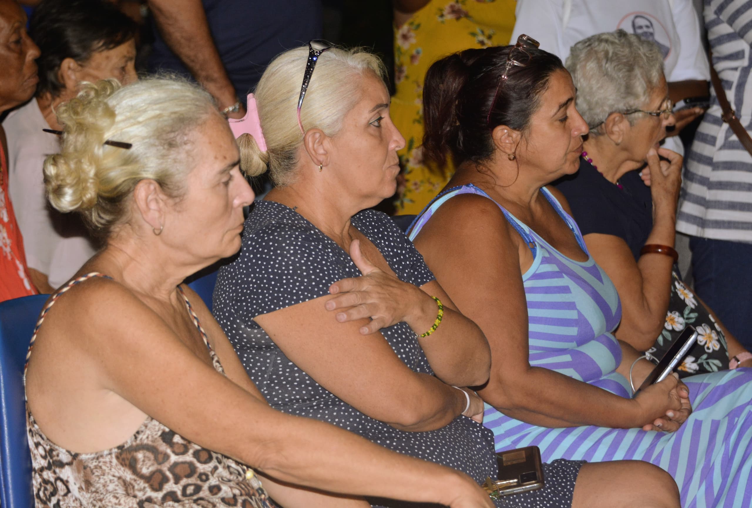 Un ejercicio de participación y democracia popular son las reuniones de rendición de cuentas del delegado ante los electores