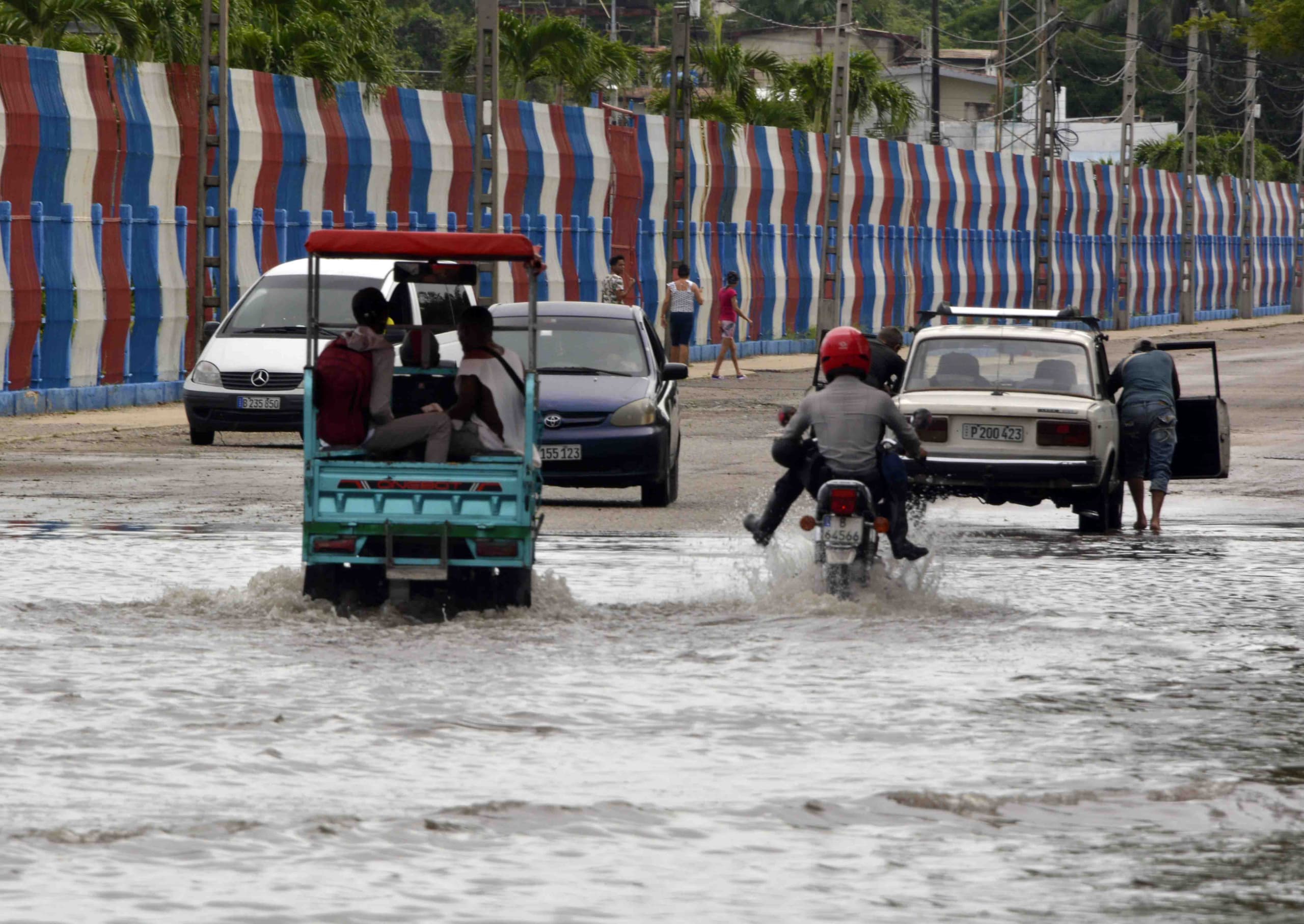 Paso del huracán Rafael por La Habana 