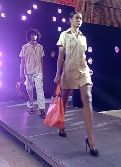 En Línea con la Moda