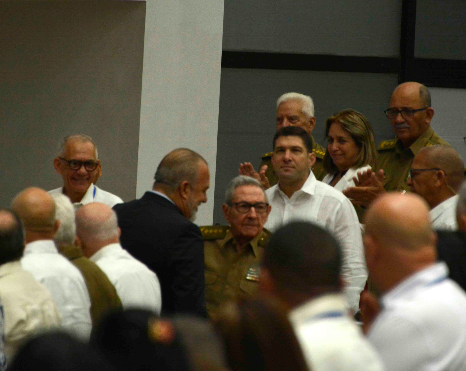 Continuidad de las comisiones a la Asamblea