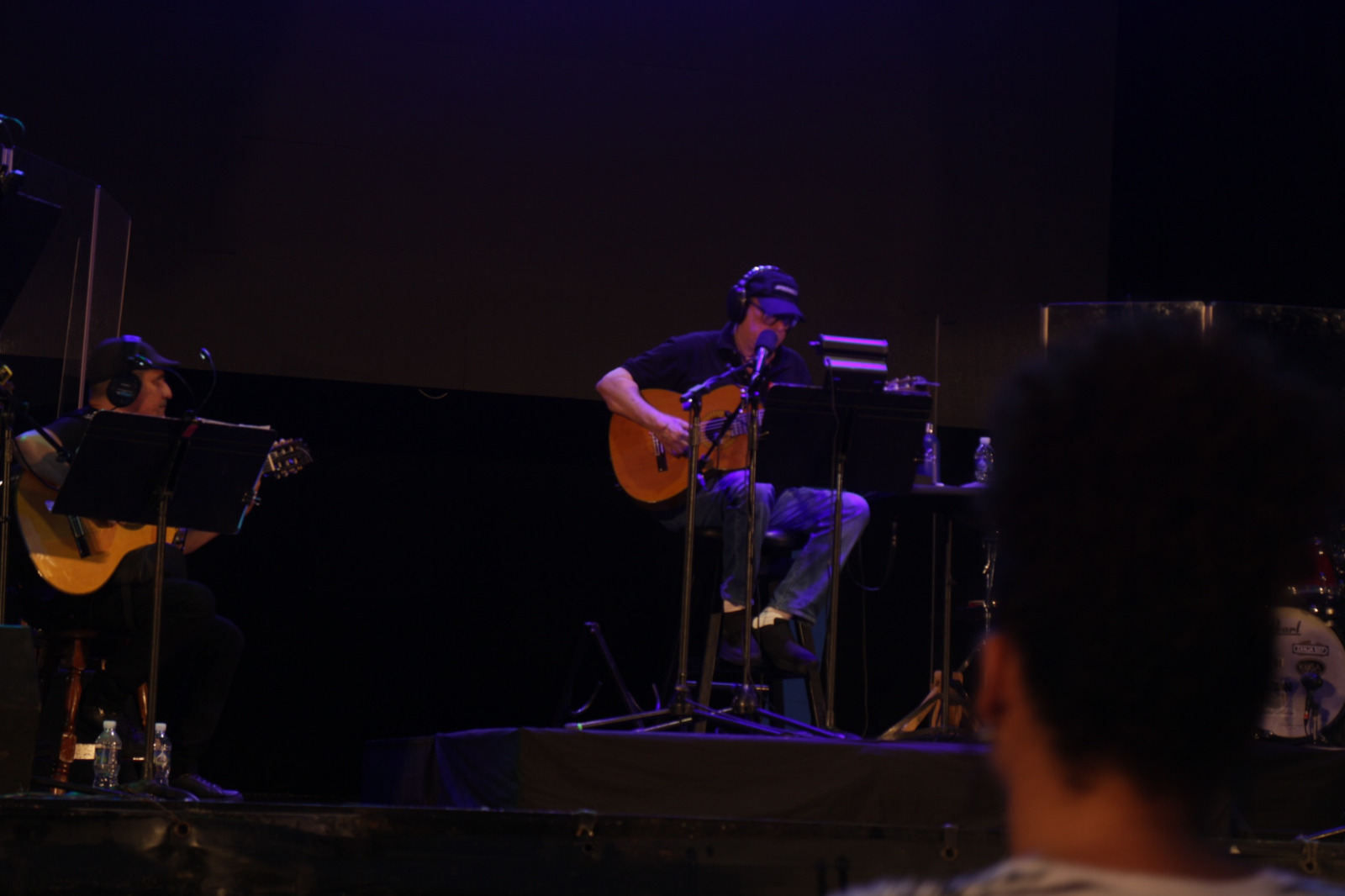 Con un concierto en la escalinata de la Universidad de La Habana inicia silvio Rodríguez gira por Latinoamérica. Fotos: José Luis Alvarez Suárez (Cubahora)