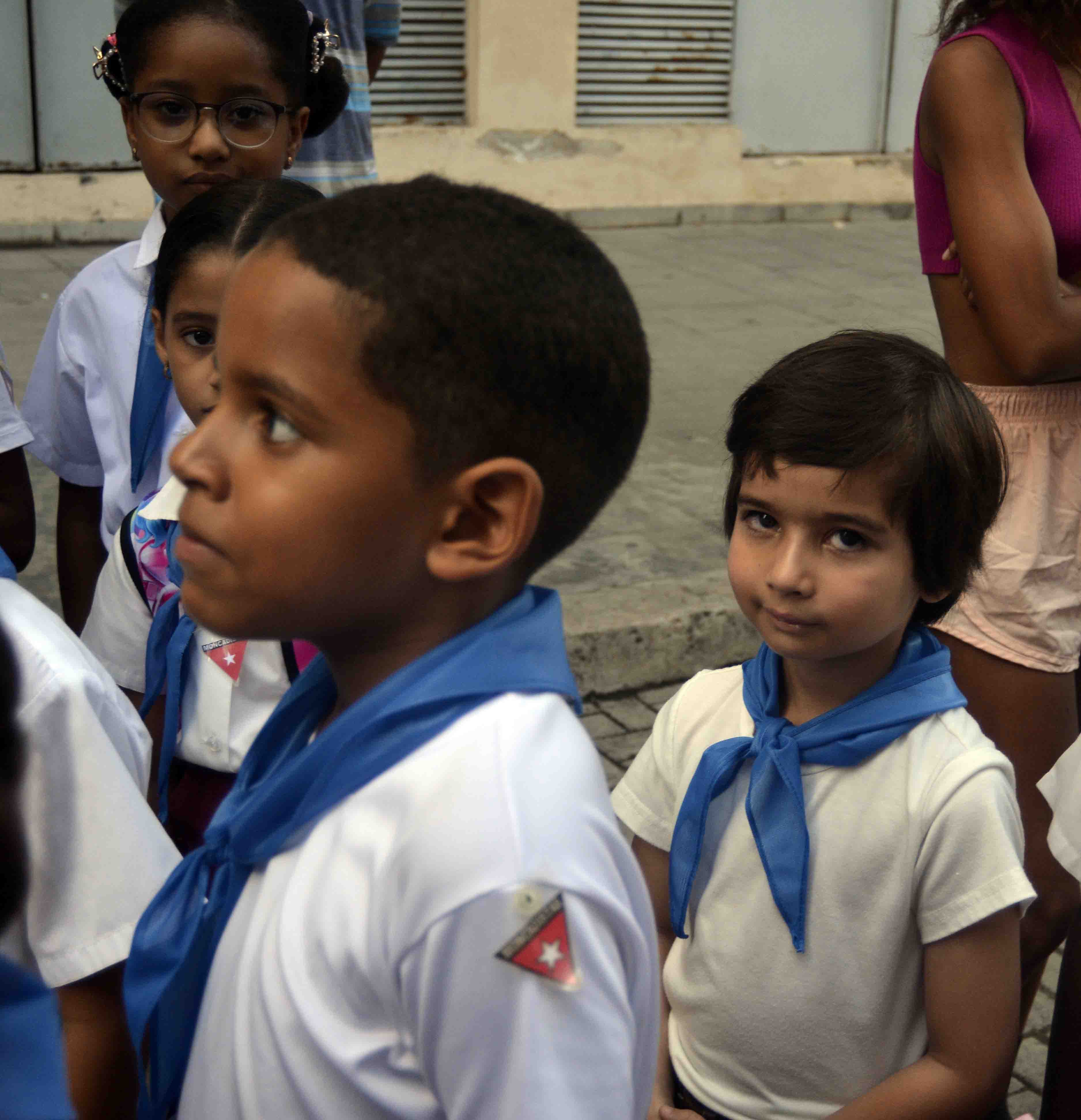 Alumnos de primer grado se convierten en pioneros