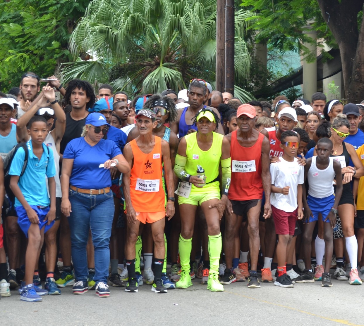 La carrera por el 10 de octubre, en La Habana. Foto: Sheila Moten 
