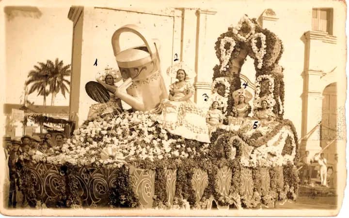 Carrozas de la primera mitad del siglo XX en Remedios. Carrozas de la primera mitad del siglo XX en Remedios.