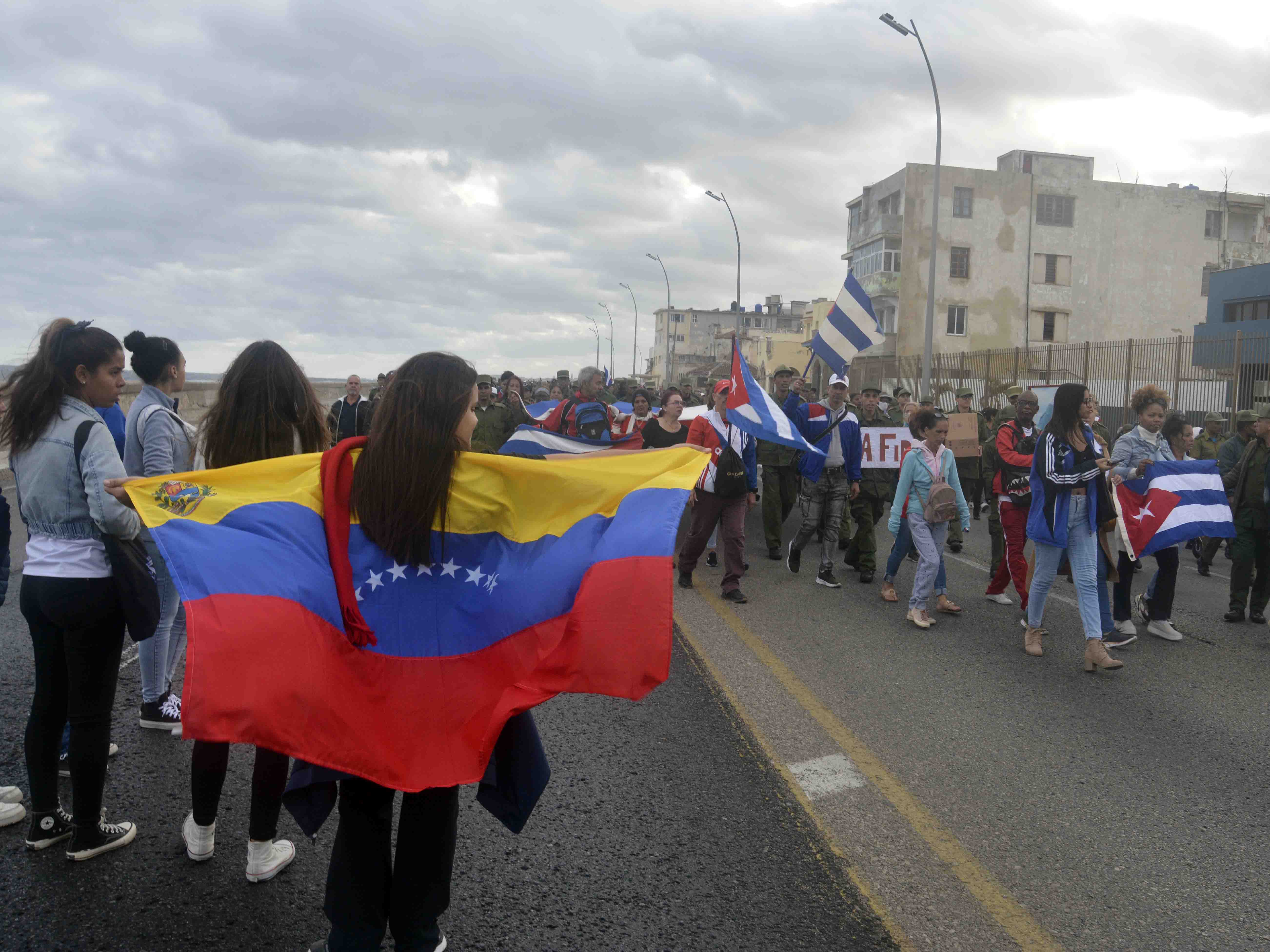 Marcha en la Tribuna Antimperialista por nuestros 32 combatientes caídos