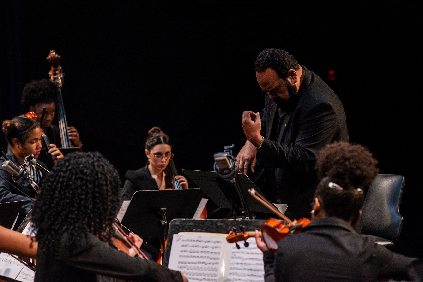Concierto de la orquesta “Cuerdas Profundas” Concierto de la orquesta “Cuerdas Profundas”