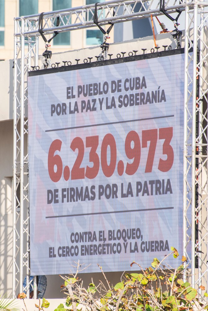 Desfile por el primero de mayo en La Habana