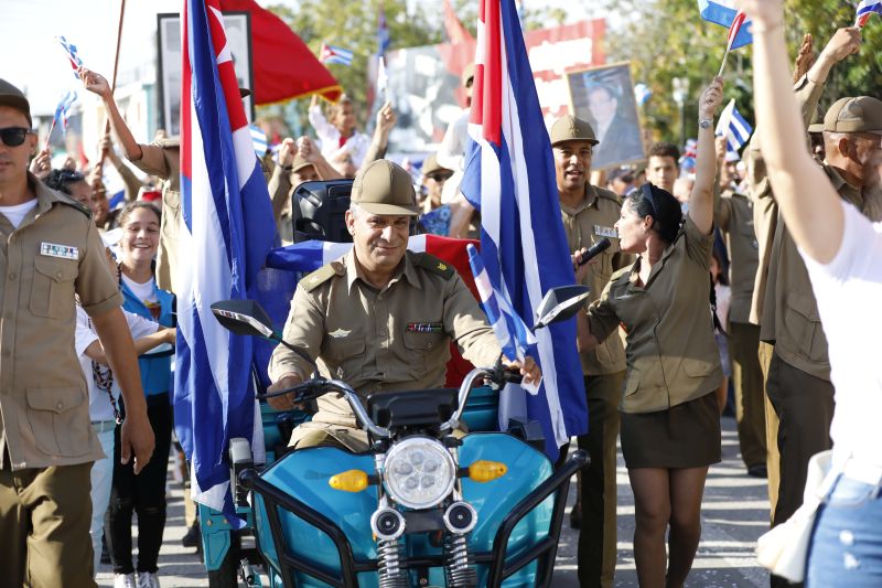 Desfile por el primero de mayo